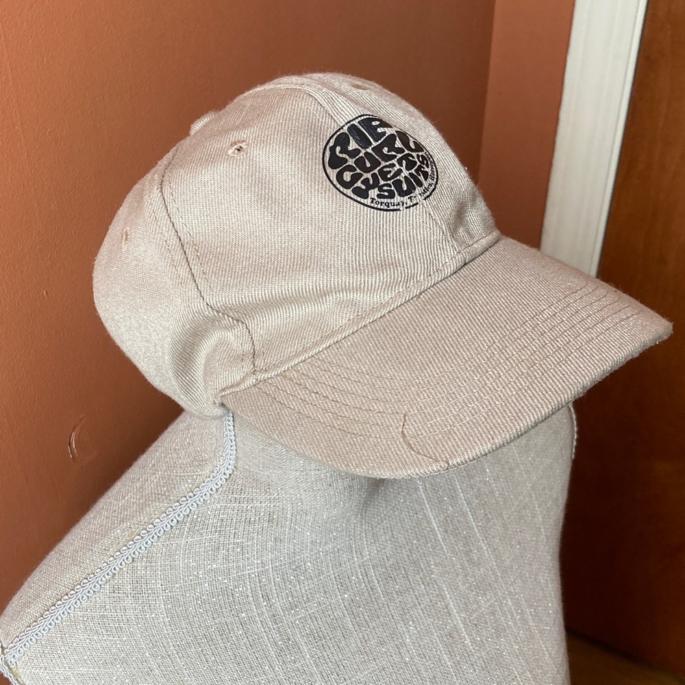Rip Curl Beige Cap with Logo